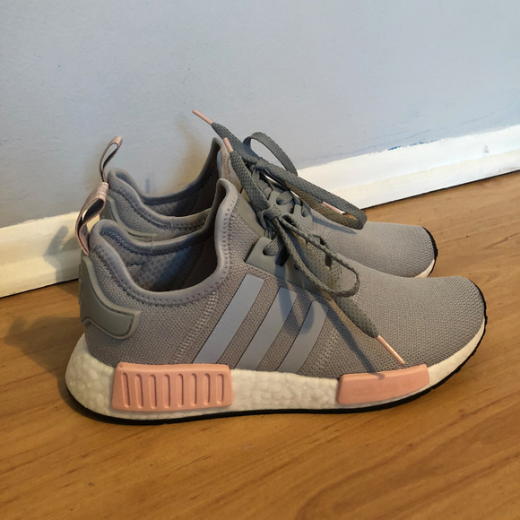 le adidas nuova fede nmd vapore poshmark rosa chiaro onix le adidas nuova fede nmd vapore poshmark rosa chiaro onix